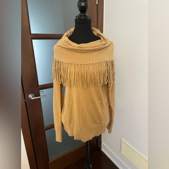 Michael Kors Tan Fringe Cowl Neck Sweater size Large PtP 21” - Picture 3 of 8